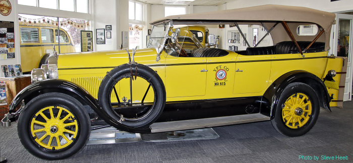 1926 Lincoln Yellowstone (multiple)