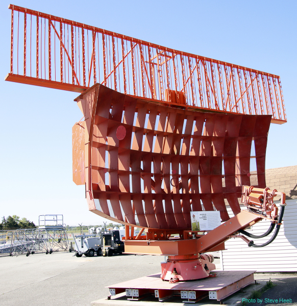 AN/GPN 20 / ASR-8 Radar
