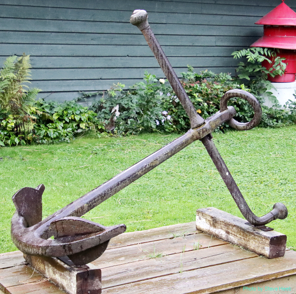 Anchor: unidentified (multiple)