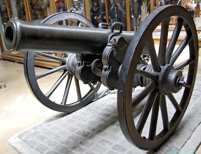 Brussels: Pre-WWI Cannons and Mortars (multiple)