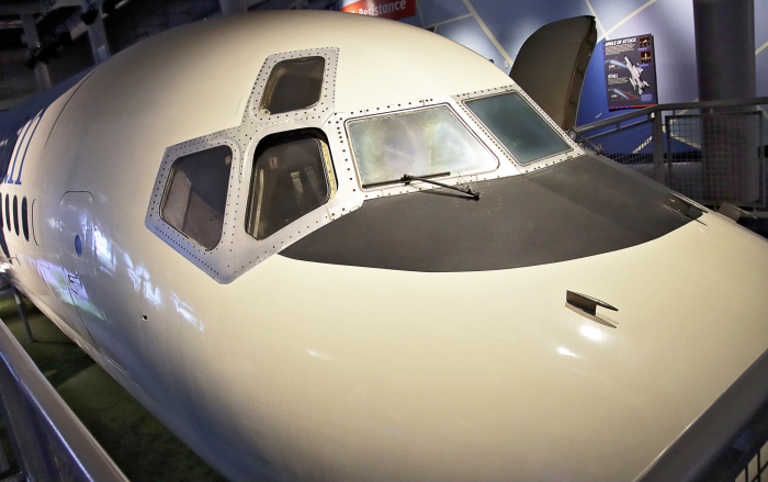 DC-9