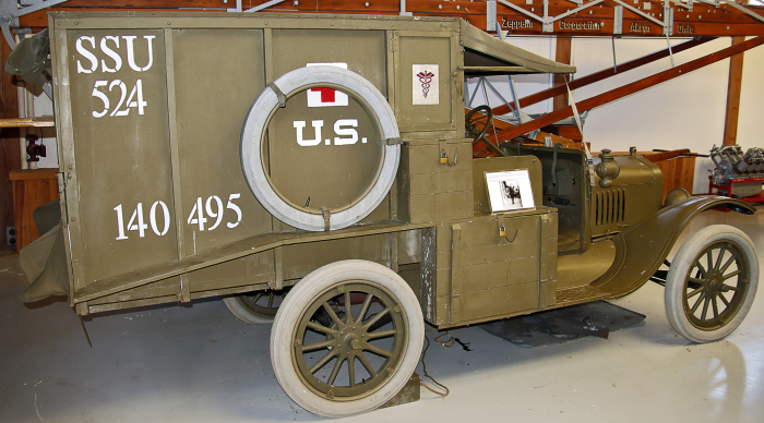 Ford 1917 Model T Ambulance (multiple)