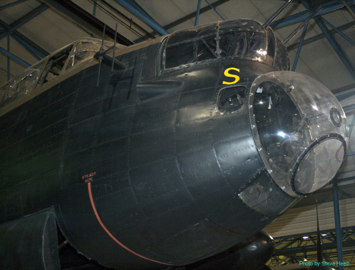Lancaster-POS-RAF-London-2008-02-18-6587