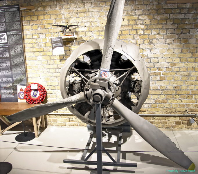 Lysander engine