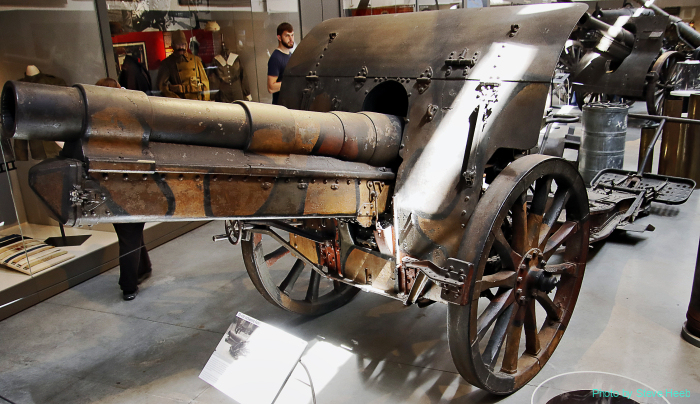 M13 15cm Feldhaubitze