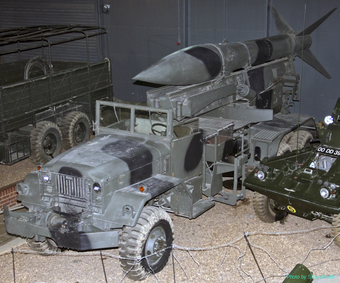 M386 with Honest John missile