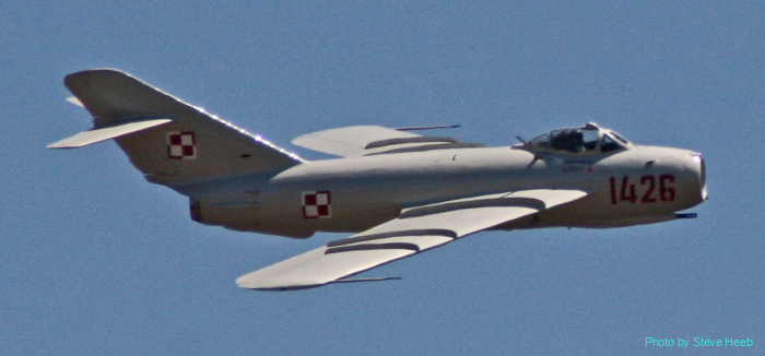 MiG-17 Fresco (multiple)