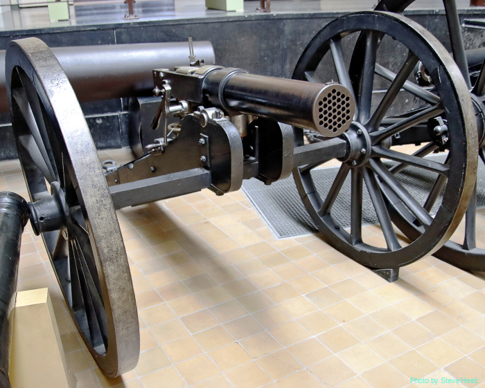 Mitrailleuse Volley Gun