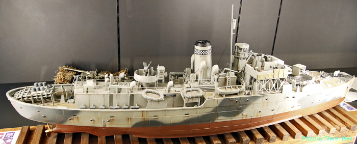 Corvette Roselys; model
