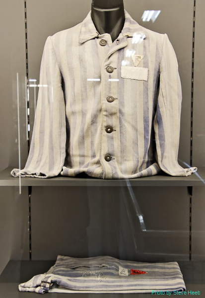 POW / Concentration Camp Uniform