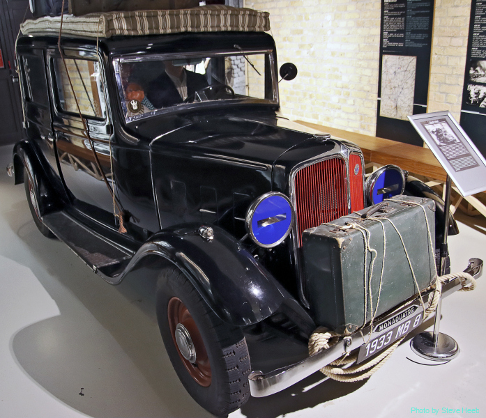 1933 Renault Monaquatre