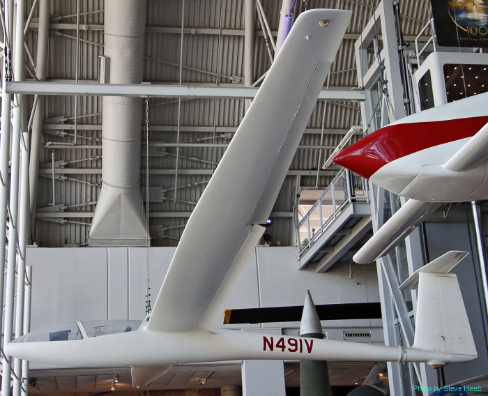Schleicher ASW-12 Glider