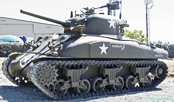 M4 Sherman medium tank (multiple)