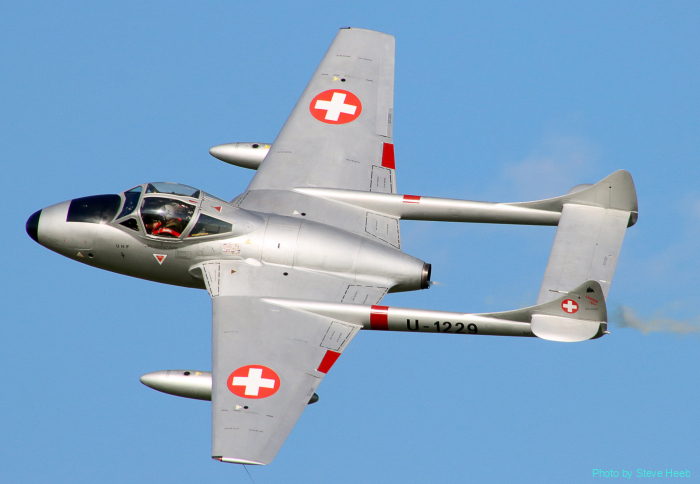 de Havilland DH.100 Vampire (multiple)